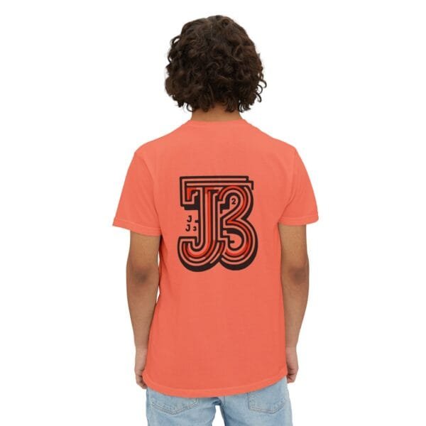 T-shirt à poche unisexe J3 – Image 5