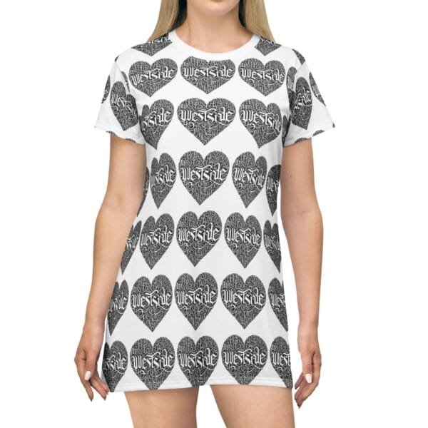Robe T-shirt (Westie Hearts)