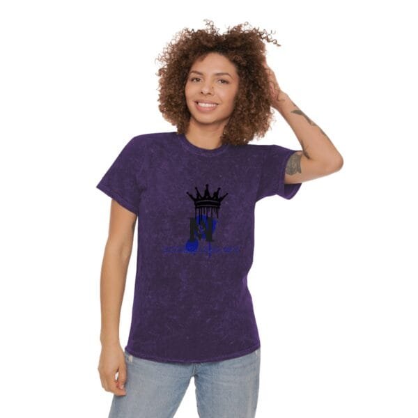 T-shirt unisexe délavé aux minéraux – Image 12